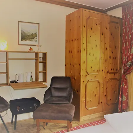 Bauernhofhotel Unterbergerin - Mit Frühstück Und In Gastein Mit Gratis Thermeneintritt Dorfgastein