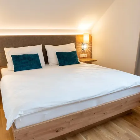 Bauernhofhotel Unterbergerin - Mit Frühstück Und In Gastein Mit Gratis Thermeneintritt Apartment