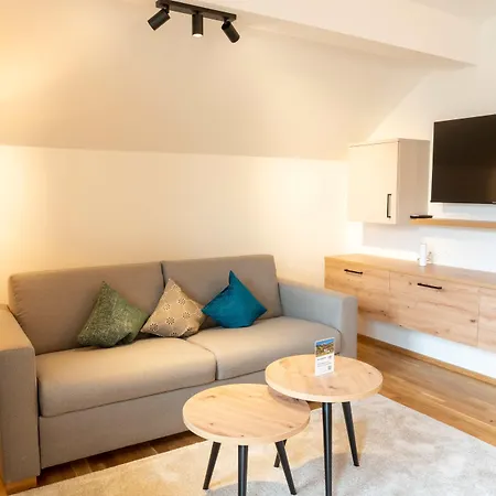 Bauernhofhotel Unterbergerin - Mit Frühstück Und In Gastein Mit Gratis Thermeneintritt 4*