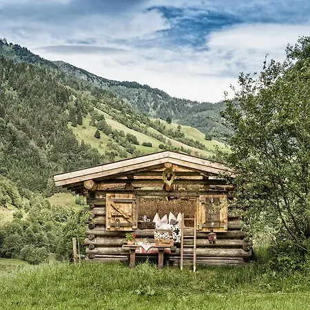 Bauernhofhotel Unterbergerin - Mit Frühstück Und In Gastein Mit Gratis Thermeneintritt 4*